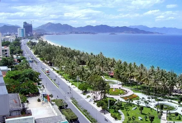 Kinh nghiệm du lịch Nha Trang tháng 4: Có nên đi du lịch Nha Trang tháng 4 hay không?