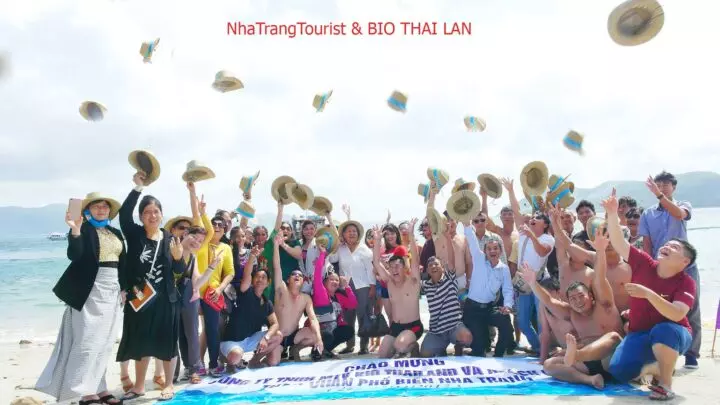 Trẻ Travel