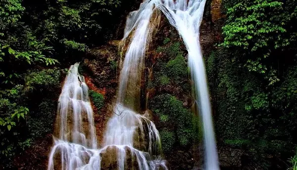 Cửu thác Tú Sơn Kim Bôi Hòa Bình