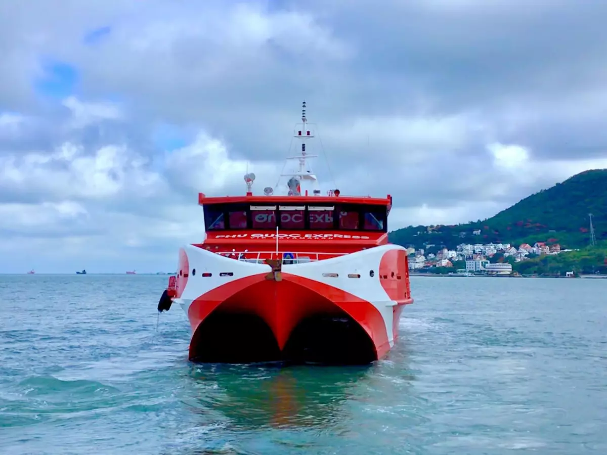 Tàu cao tốc Phú Quốc Express tuyến Vũng Tàu - Côn Đảo