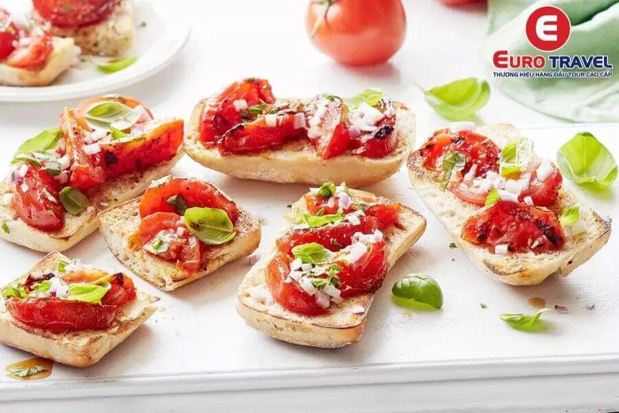 Bruschetta một món ăn truyền thống của Ý