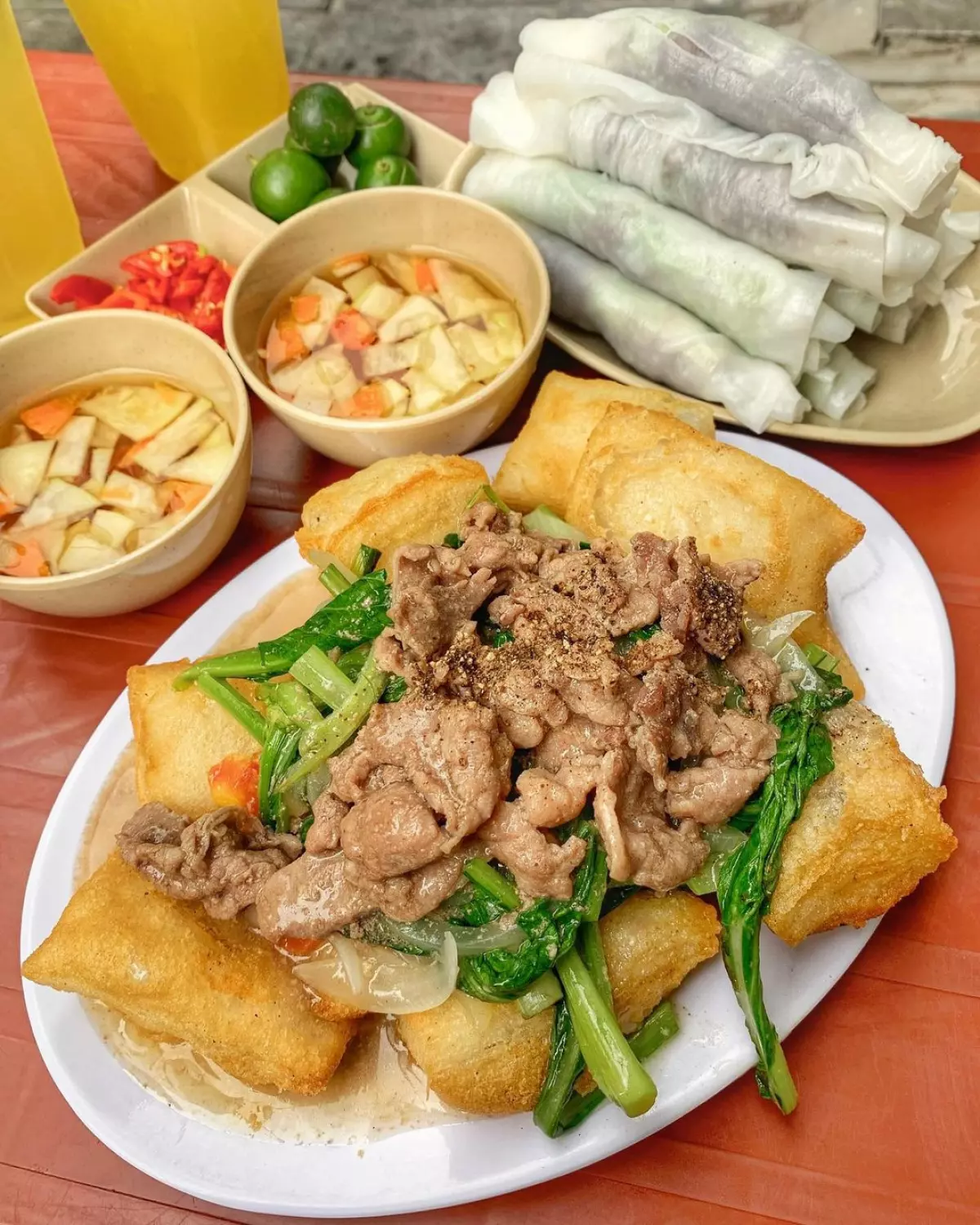 Phố phở cuốn Ngũ Xã