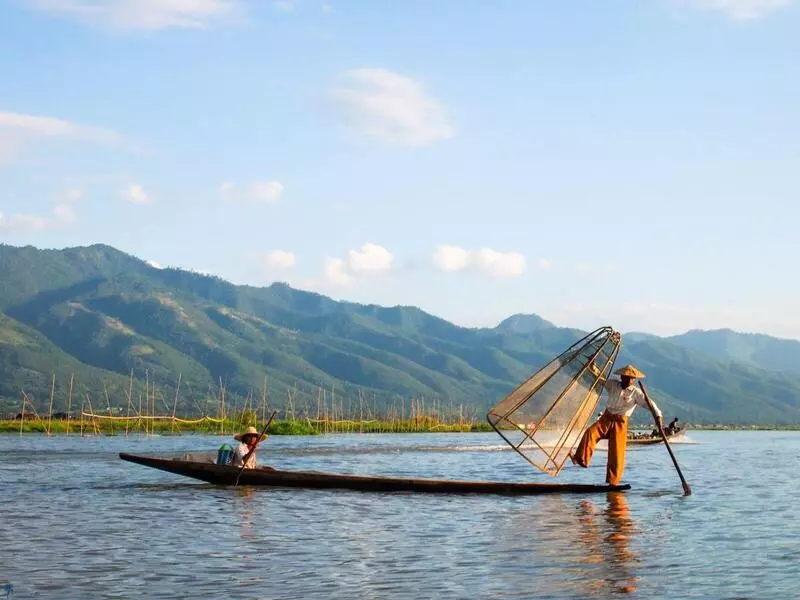 Hồ nước ngọt lớn thứ hai ở Myanmar