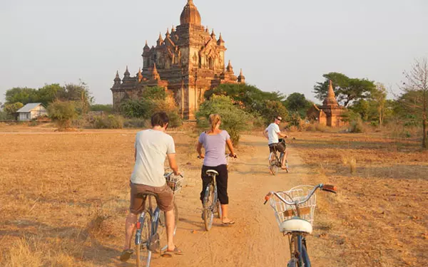 kinh-nghiem-du-lich-bagan-myanmar-vung-dat-cua-mat-troi-10