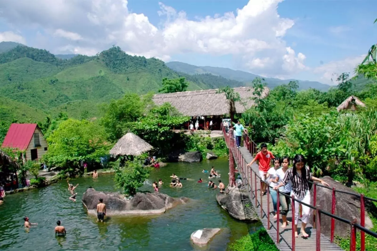 Tour Núi Thần Tài 2 ngày 1 đêm