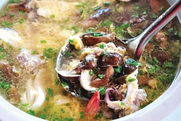 Lẩu, canh nấm tràm Phú Quốc