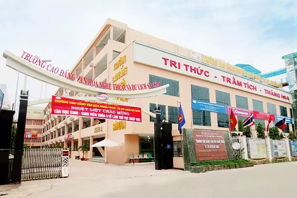 Cao đẳng Văn hóa Nghệ thuật và Du lịch Sài Gòn