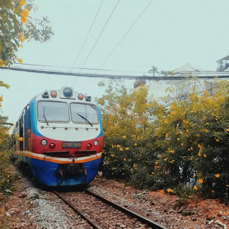 Vé tàu Nha Trang Sài Gòn