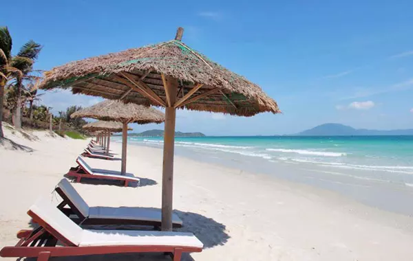 Bãi biển Dốc Lết Nha Trang