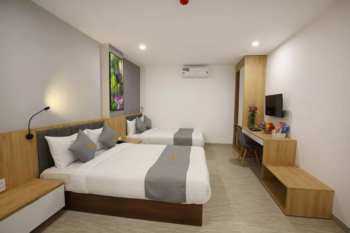 Davue Hotel Da Nang khách sạn 3 sao gần biển Mỹ Khê