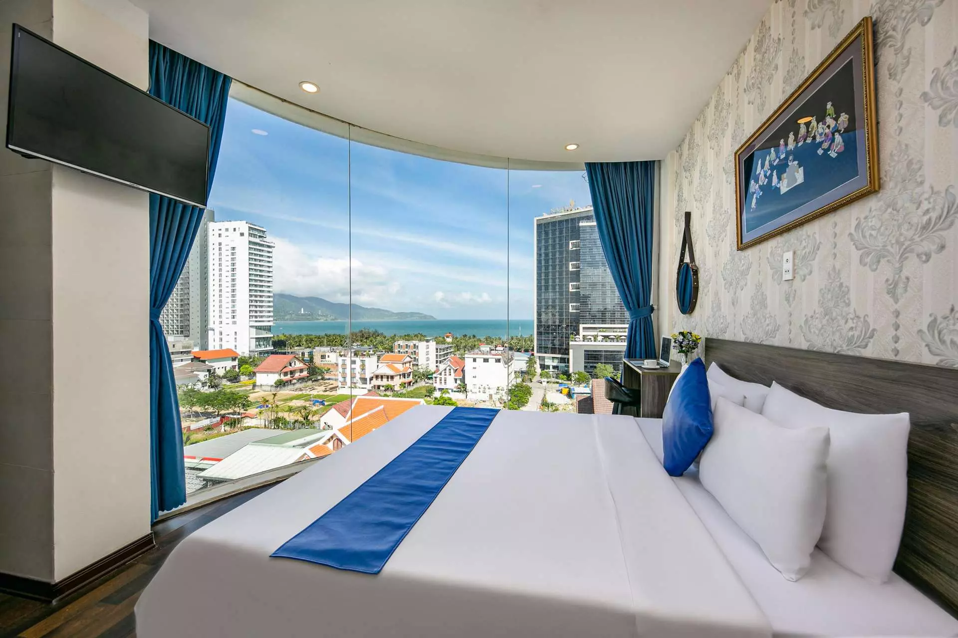 Alibaba Hotel Da Nang khách sạn 3 sao gần biển Mỹ Khê