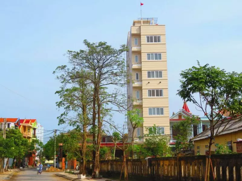 Nam Long Hotel