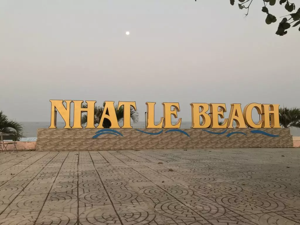 Biển Nhật Lệ - Nhật Lệ beach