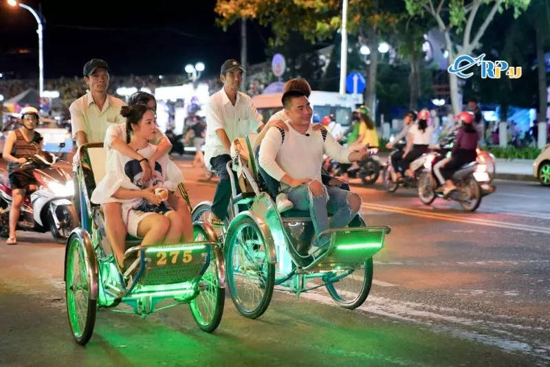 Khám phá Nha Trang bằng xích lô