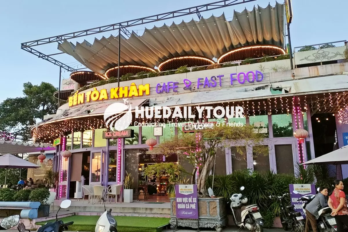 Bến Thuyền Toà Khâm