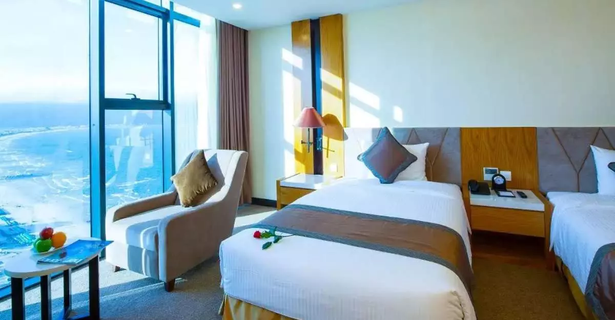 Không gian phòng Twin Ocean View tại Muong Thanh Luxury Da Nang Hotel