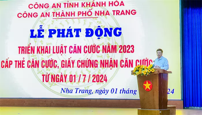 Ông Nguyễn Sỹ Khánh - Phó bí thư Thành ủy, Chủ tịch UBND thành phố phát biểu chỉ đạo 