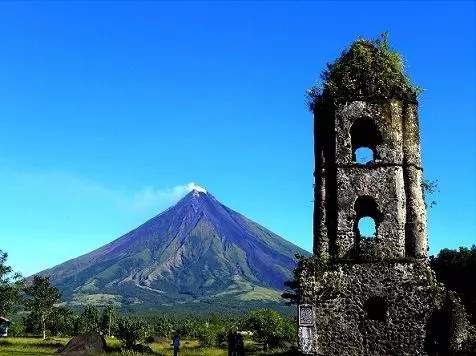 Núi lửa Mayon, một địa điểm du lịch ở Philippines