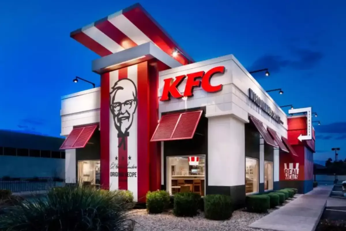 cửa hàng gà rán KFC