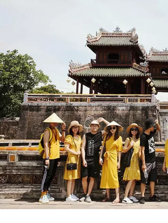   Tour Huế 1 Ngày từ Đà Nẵng: Khám Phá Di Sản Lịch Sử Và Văn Hóa